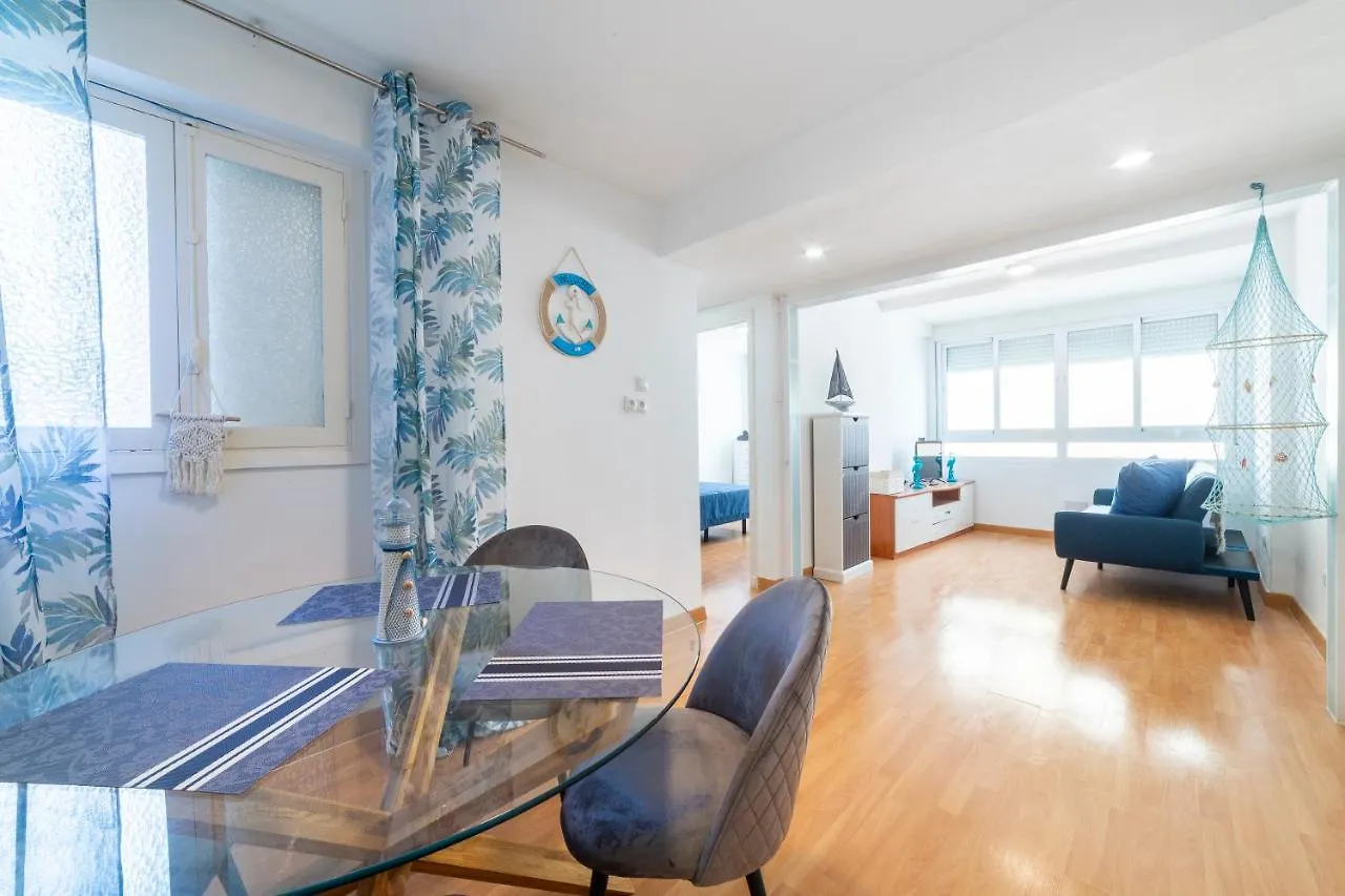 California 14 Fitsuite Almería Apartman